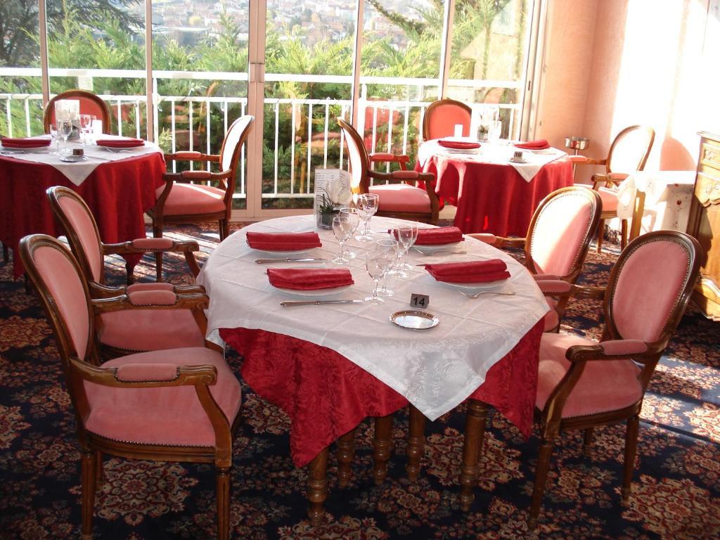 Relais Du Val Vert Le Puy-en-Velay Exterior photo